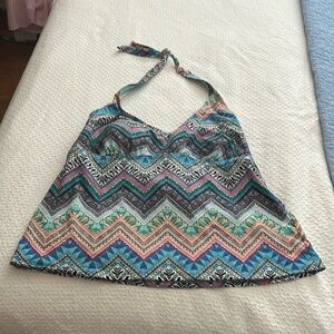 Liz Claiborne Halter Tankini Top.  Size 18w. Preowned in good condition